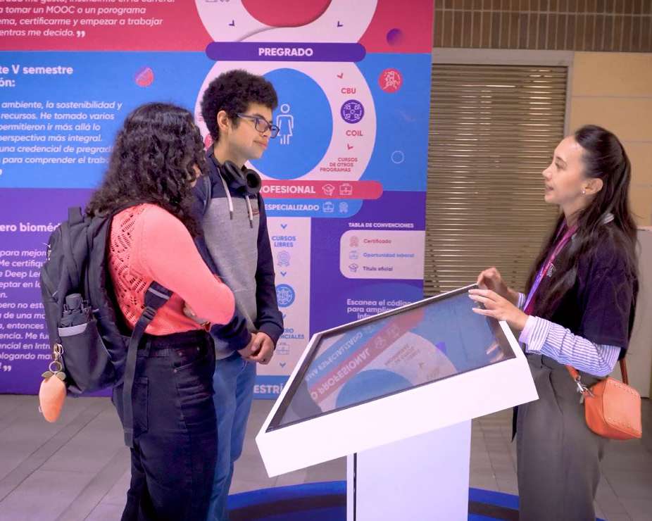 Universidad del Rosario — Experiencias interactivas en campus